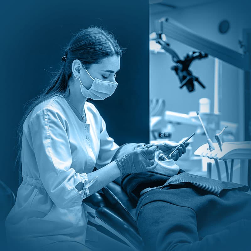 Curso: Aperfeiçoamento em Dentística com Ênfase em Estética — Aperfeiçoamento